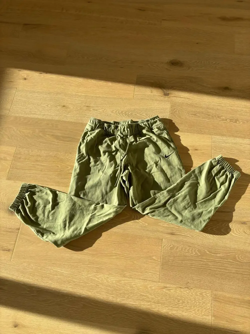 Nike Women's Olive Green Cuffed Jogger Sweatpants